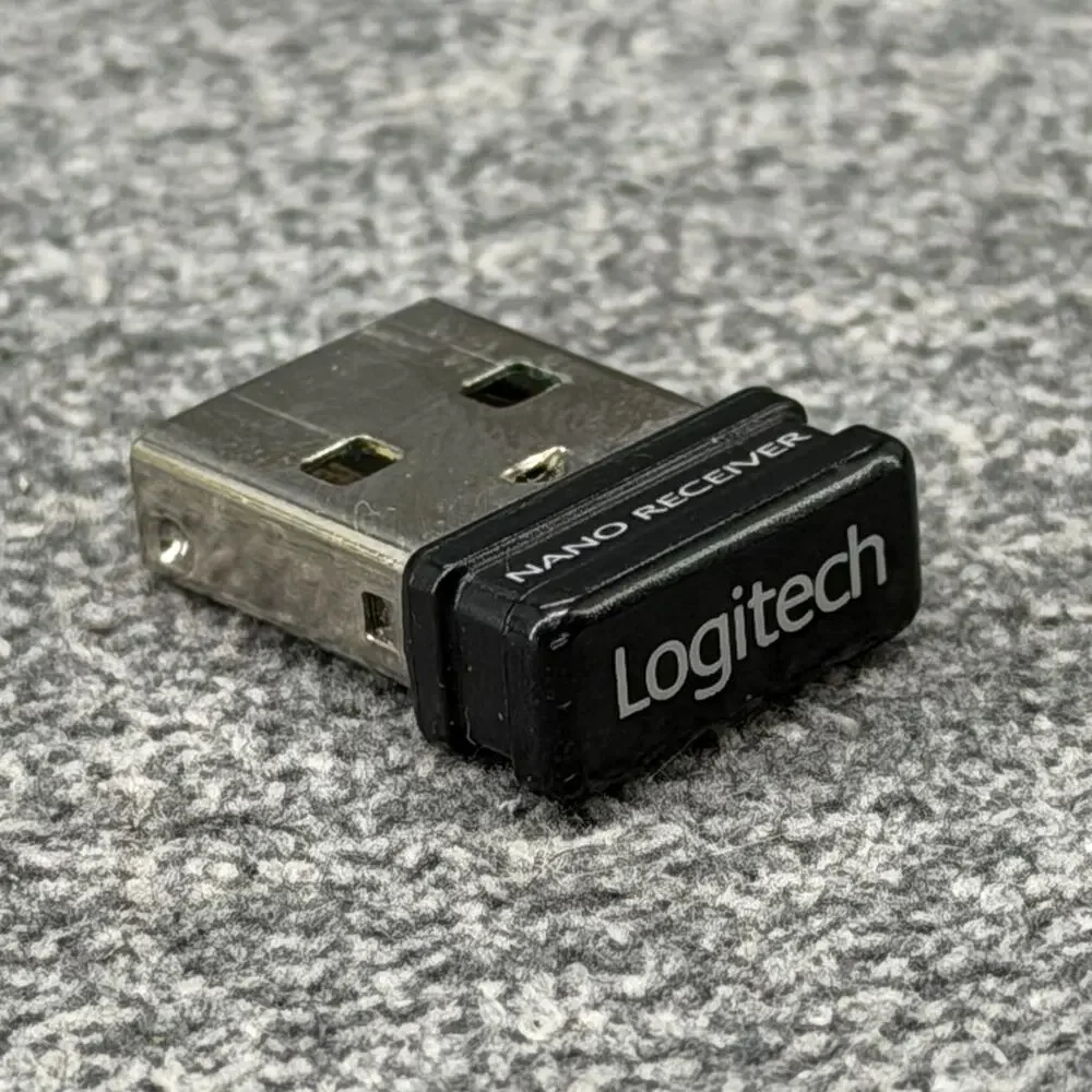 Logitech F710 Wireless Gamepad PC Gaming Controller USB Nano Receiver READ